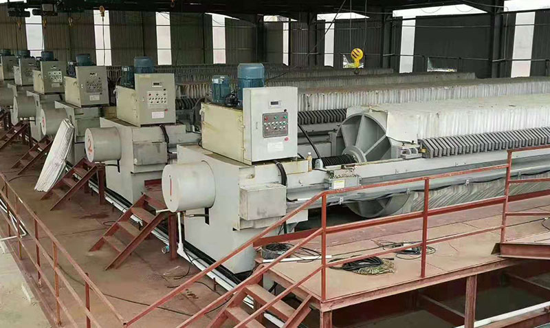 厢式高压糖心VLOG在线观看 厢式高压糖心VLOG在线观看